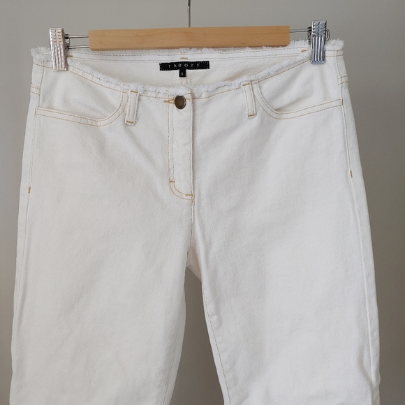 Theory White Raw Edge Waist Hem Cropped Jeans Size 6 - Picture 3 of 11